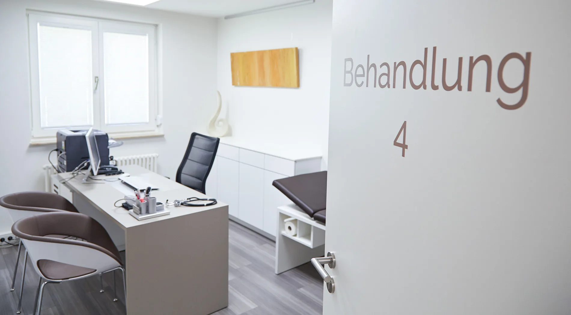 Südstadtpraxis – rundgang 04 Behandlungsraum